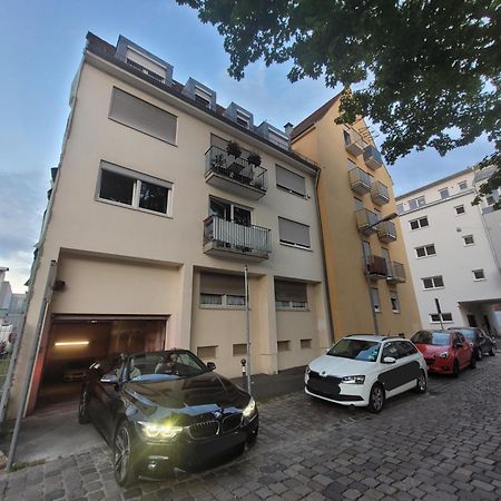 City Center - 4 Room Apartment With Kitchen And 2 Bathrooms Nuremberg ภายนอก รูปภาพ