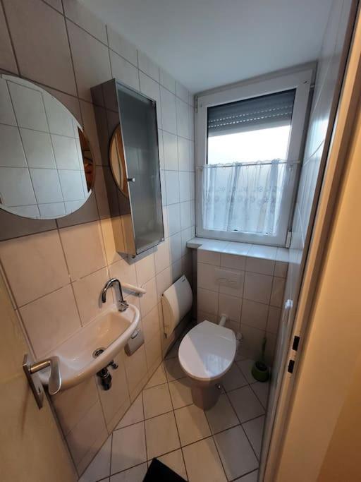 City Center - 4 Room Apartment With Kitchen And 2 Bathrooms Nuremberg ภายนอก รูปภาพ