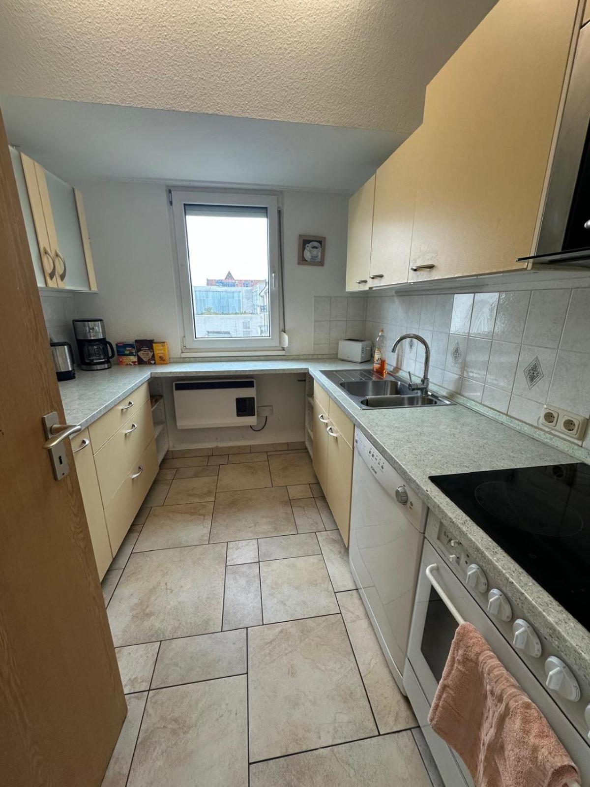 City Center - 4 Room Apartment With Kitchen And 2 Bathrooms Nuremberg ภายนอก รูปภาพ